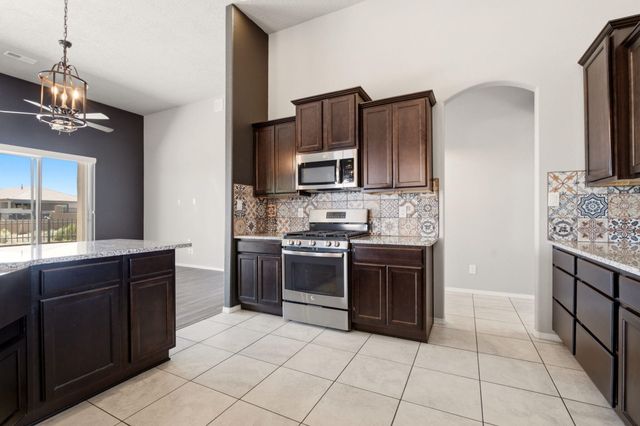 2925 Redondo Santa Fe NE, Rio Rancho, NM 87144