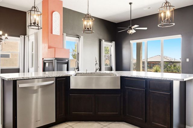 2925 Redondo Santa Fe NE, Rio Rancho, NM 87144