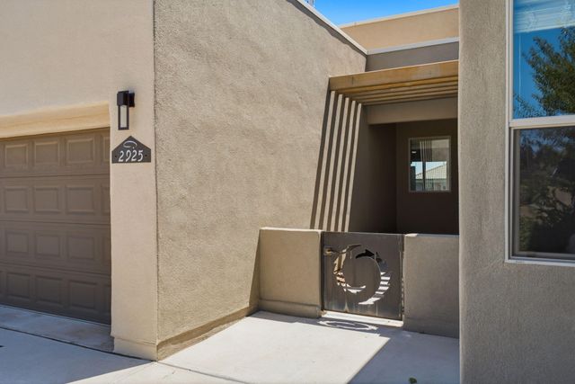 2925 Redondo Santa Fe NE, Rio Rancho, NM 87144