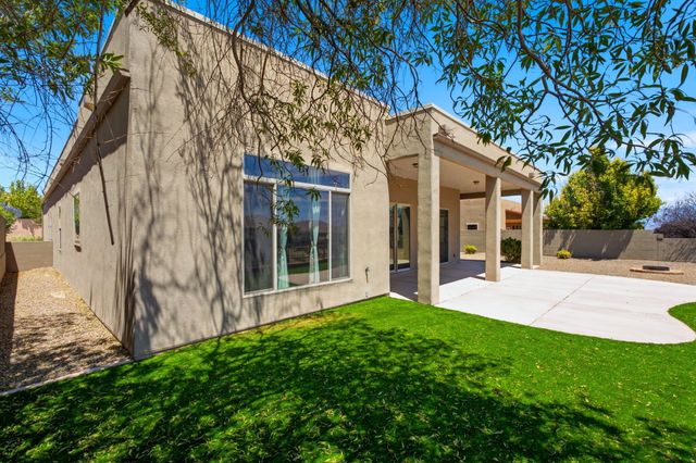 2925 Redondo Santa Fe NE, Rio Rancho, NM 87144