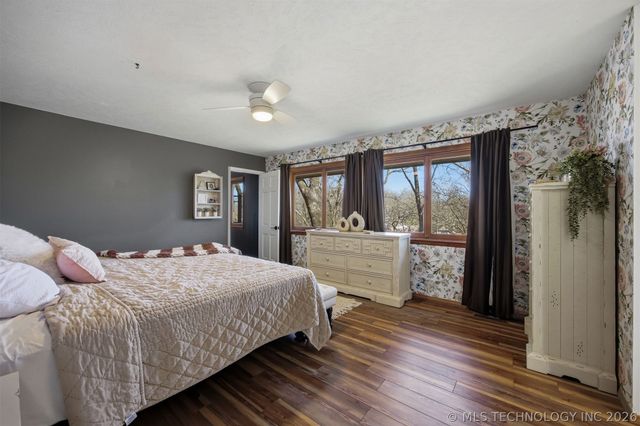 2108 Skyline Place, Bartlesville, OK 74006