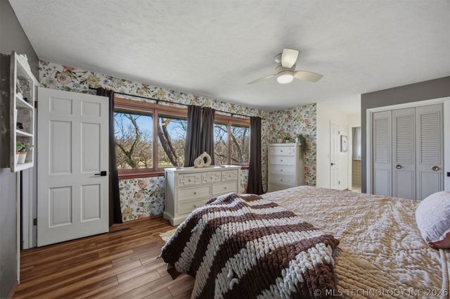 2108 Skyline Place, Bartlesville, OK 74006