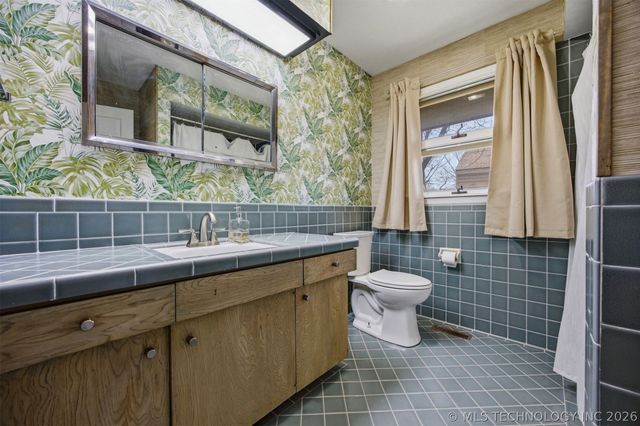 2108 Skyline Place, Bartlesville, OK 74006