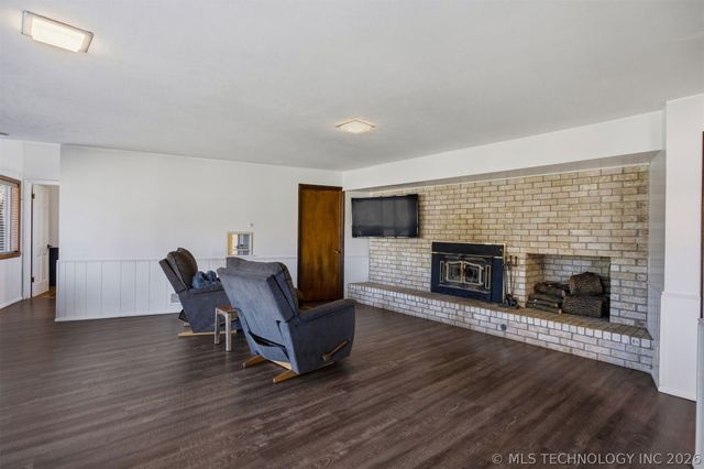 2108 Skyline Place, Bartlesville, OK 74006