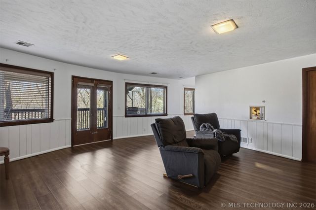 2108 Skyline Place, Bartlesville, OK 74006