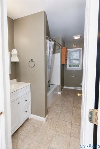 3107 Franklin St, Hopewell, VA 23860