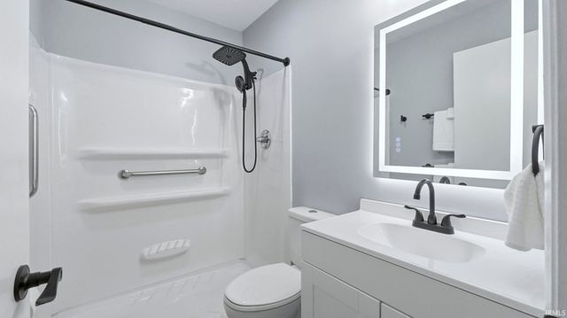 601 W Pettit Avenue, Fort Wayne, IN 46807