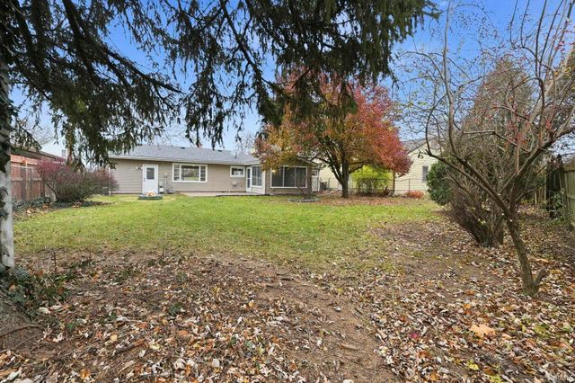 601 W Pettit Avenue, Fort Wayne, IN 46807