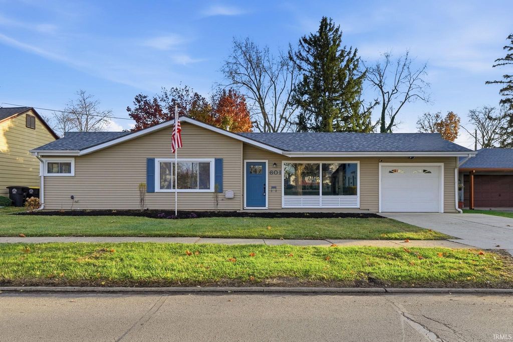 601 W Pettit Avenue, Fort Wayne, IN 46807