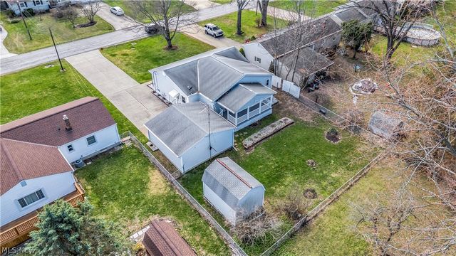 811 Tarry Lane, Amherst, OH 44001