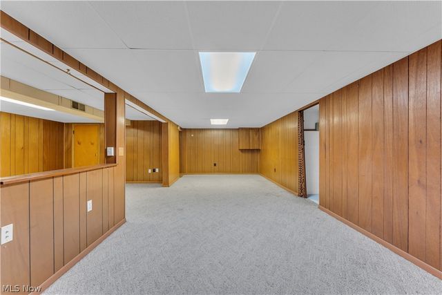 811 Tarry Lane, Amherst, OH 44001