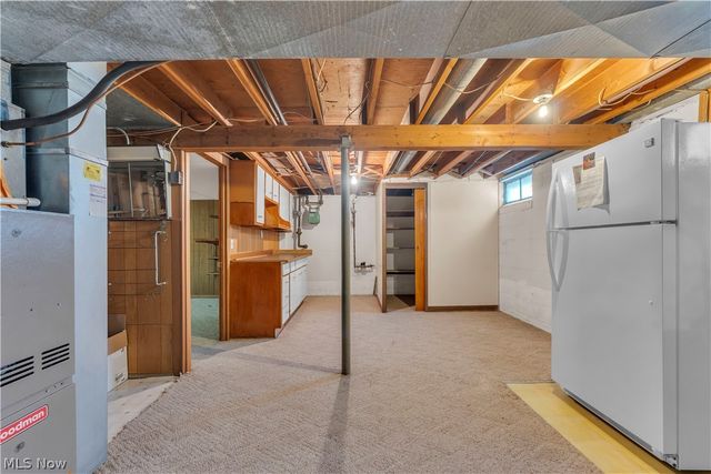 811 Tarry Lane, Amherst, OH 44001