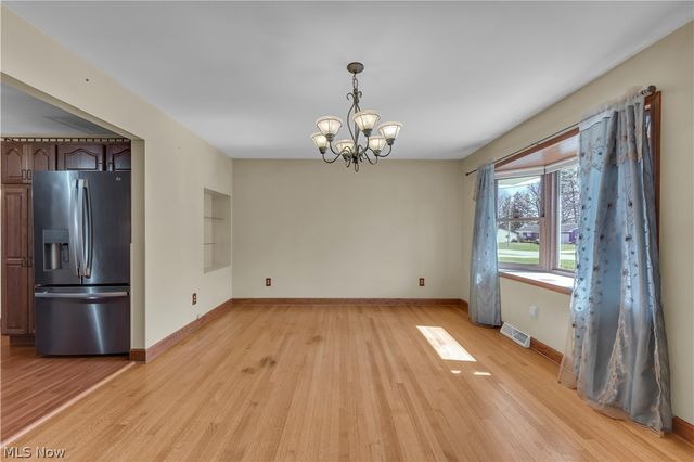 811 Tarry Lane, Amherst, OH 44001