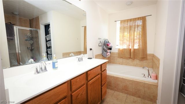 6572 Birchbark Avenue NE, Canton, OH 44721