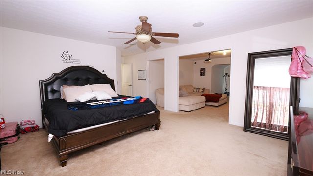 6572 Birchbark Avenue NE, Canton, OH 44721