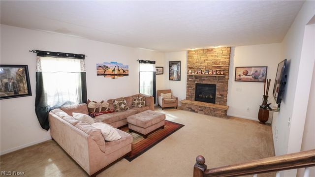 6572 Birchbark Avenue NE, Canton, OH 44721