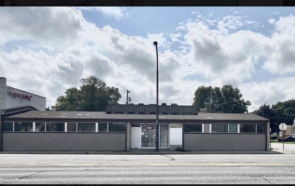 5669 W 95th Street, Oak Lawn, IL 60453 — exterior