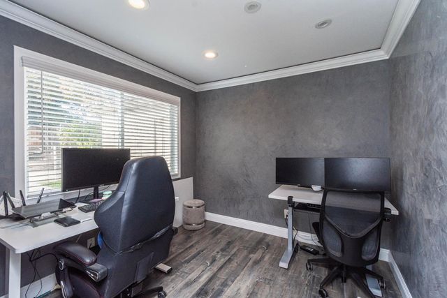 6851 Aleta Way, Sacramento, CA 95842