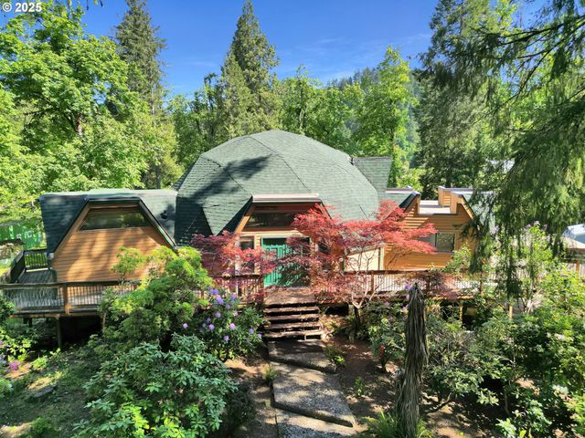 38383 KICKBUSCH Ln, Springfield, OR 97478