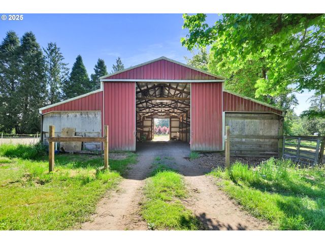38383 KICKBUSCH Ln, Springfield, OR 97478