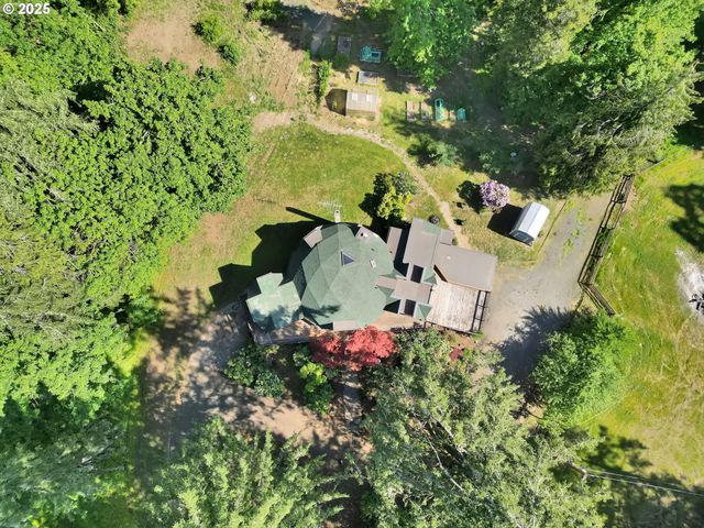 38383 KICKBUSCH Ln, Springfield, OR 97478