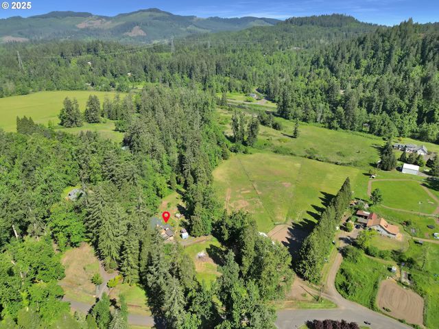 38383 KICKBUSCH Ln, Springfield, OR 97478