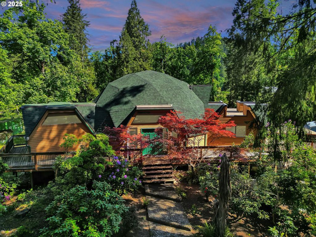 38383 KICKBUSCH Ln, Springfield, OR 97478