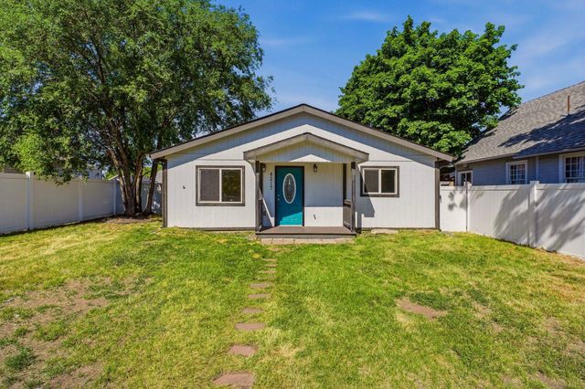 4217 N Madison St, Spokane, WA 99205