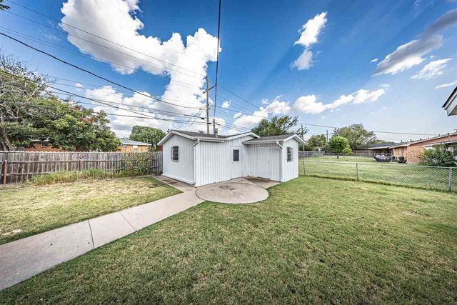 4808 NW Cheyenne Ave, Lawton, OK 73505