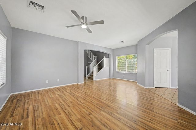 5201 W SHAW BUTTE Drive, Glendale, AZ 85304