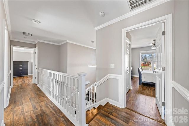 4963 Old River Drive, Hickory, NC 28602