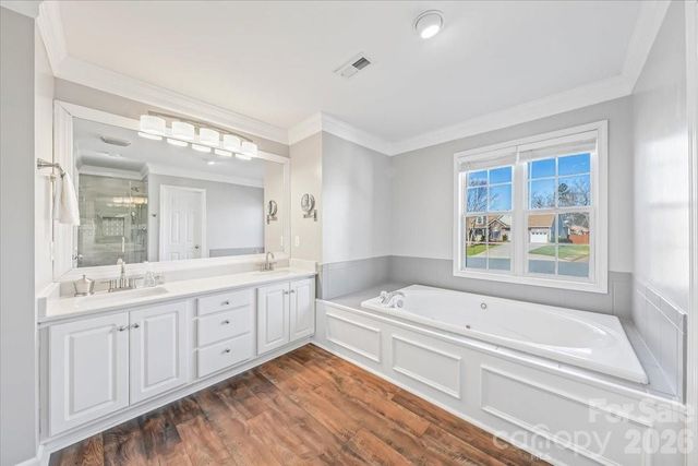 4963 Old River Drive, Hickory, NC 28602