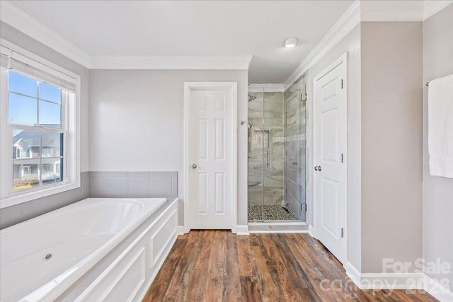 4963 Old River Drive, Hickory, NC 28602