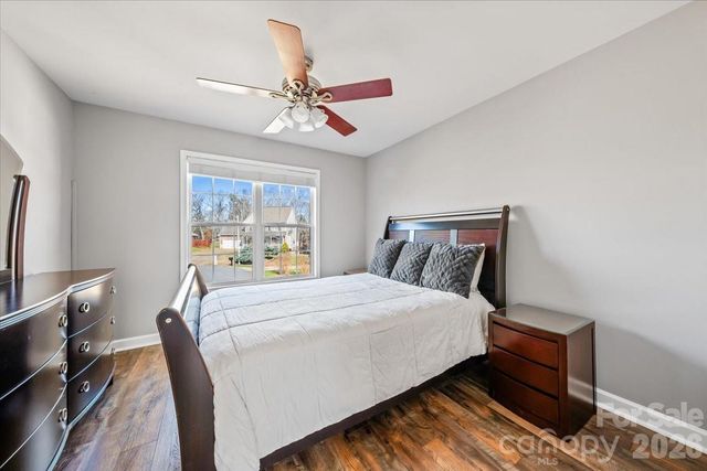 4963 Old River Drive, Hickory, NC 28602