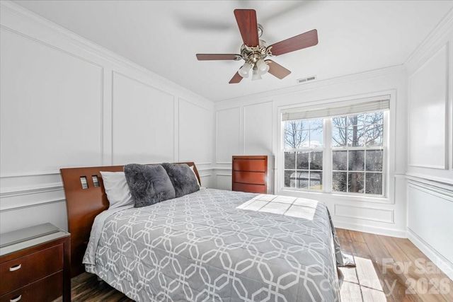 4963 Old River Drive, Hickory, NC 28602