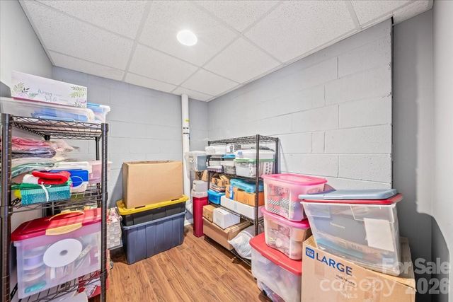 4963 Old River Drive, Hickory, NC 28602