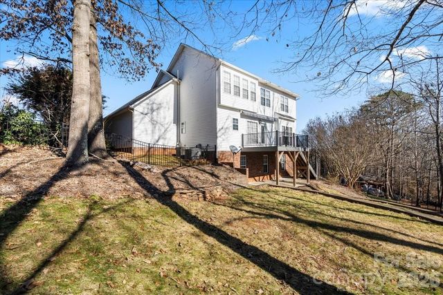 4963 Old River Drive, Hickory, NC 28602