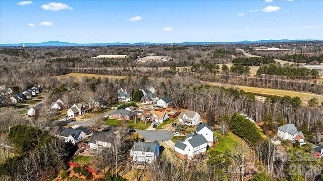 4963 Old River Drive, Hickory, NC 28602