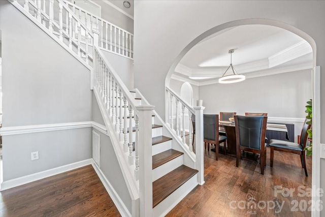 4963 Old River Drive, Hickory, NC 28602