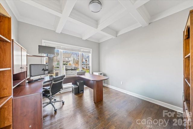 4963 Old River Drive, Hickory, NC 28602