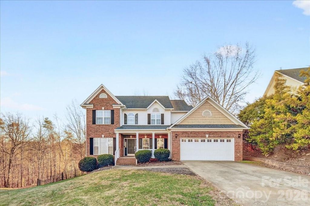 4963 Old River Drive, Hickory, NC 28602