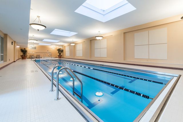 57 E Delaware Place 3204, Chicago, IL 60611