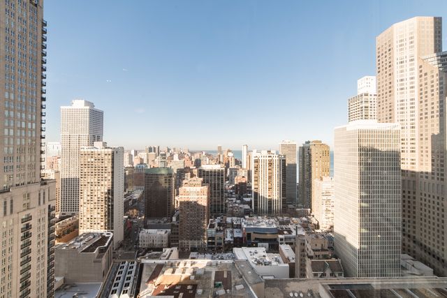 57 E Delaware Place 3204, Chicago, IL 60611