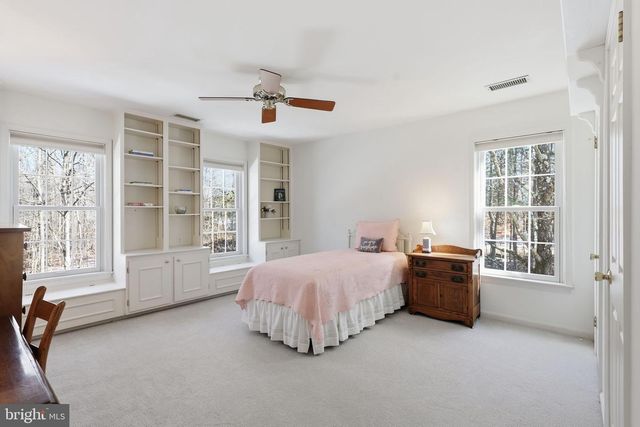 11531 MAMIE LN, Fairfax Station, VA 22039