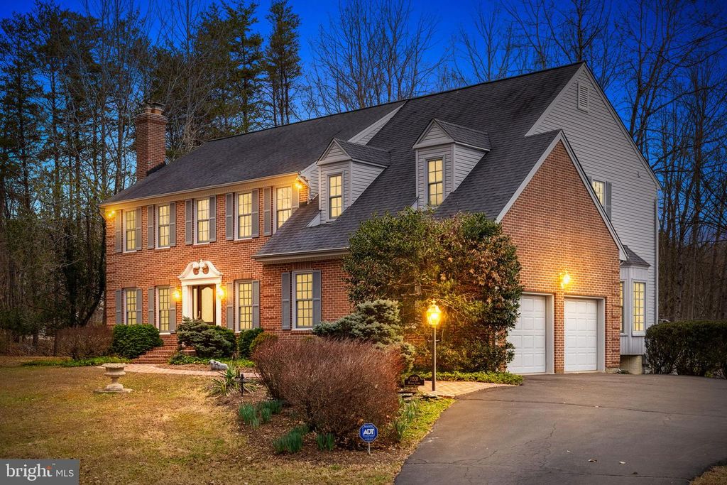 11531 MAMIE LN, Fairfax Station, VA 22039