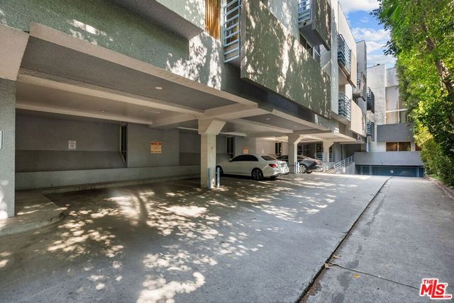 5151 Balboa Boulevard 303, Encino, CA 91316