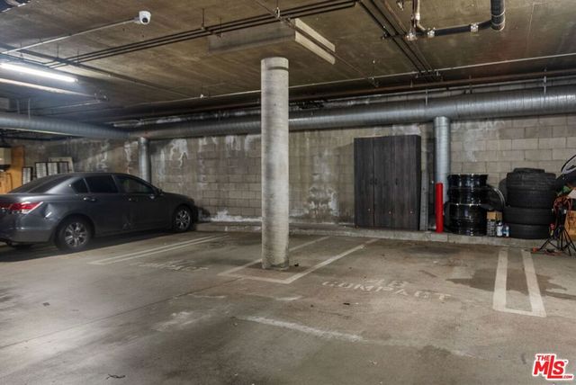 5151 Balboa Boulevard 303, Encino, CA 91316