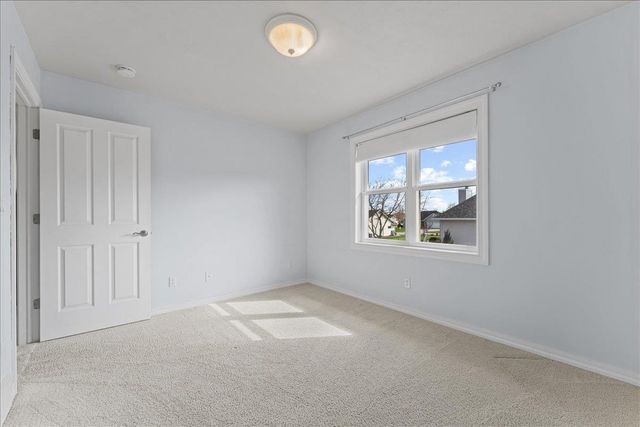 407 WATERVIEW ROAD, De Pere, WI 54115