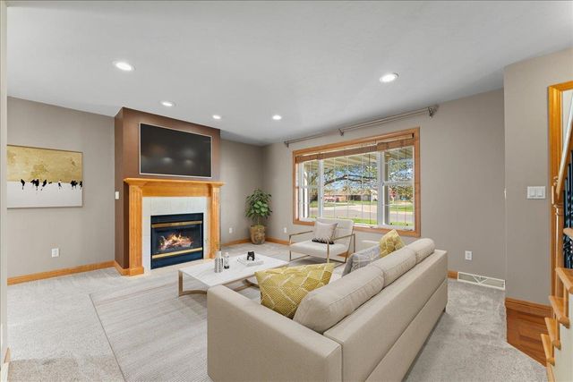 407 WATERVIEW ROAD, De Pere, WI 54115