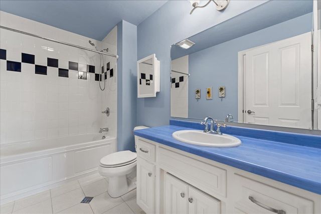 407 WATERVIEW ROAD, De Pere, WI 54115